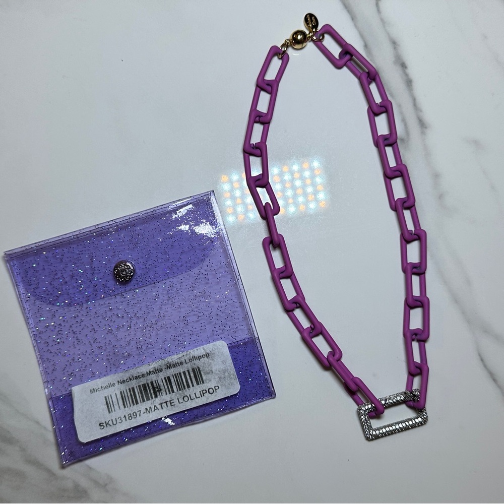 BAR by Alexa Rae Michelle Necklace Matte
-Matte Lollipop
MATTE LOLLIPOP